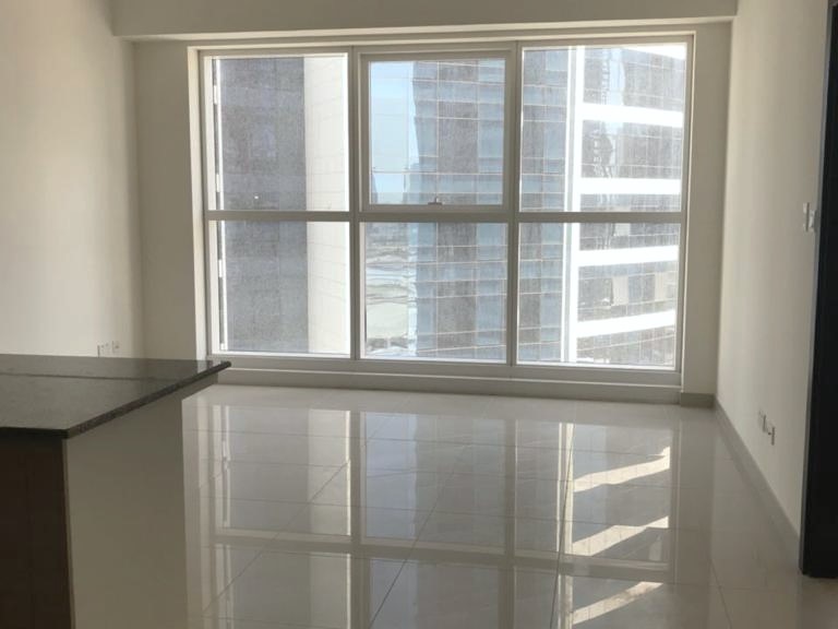 Great Deal | Vacant | Prime Locatrion | Rent Now!!