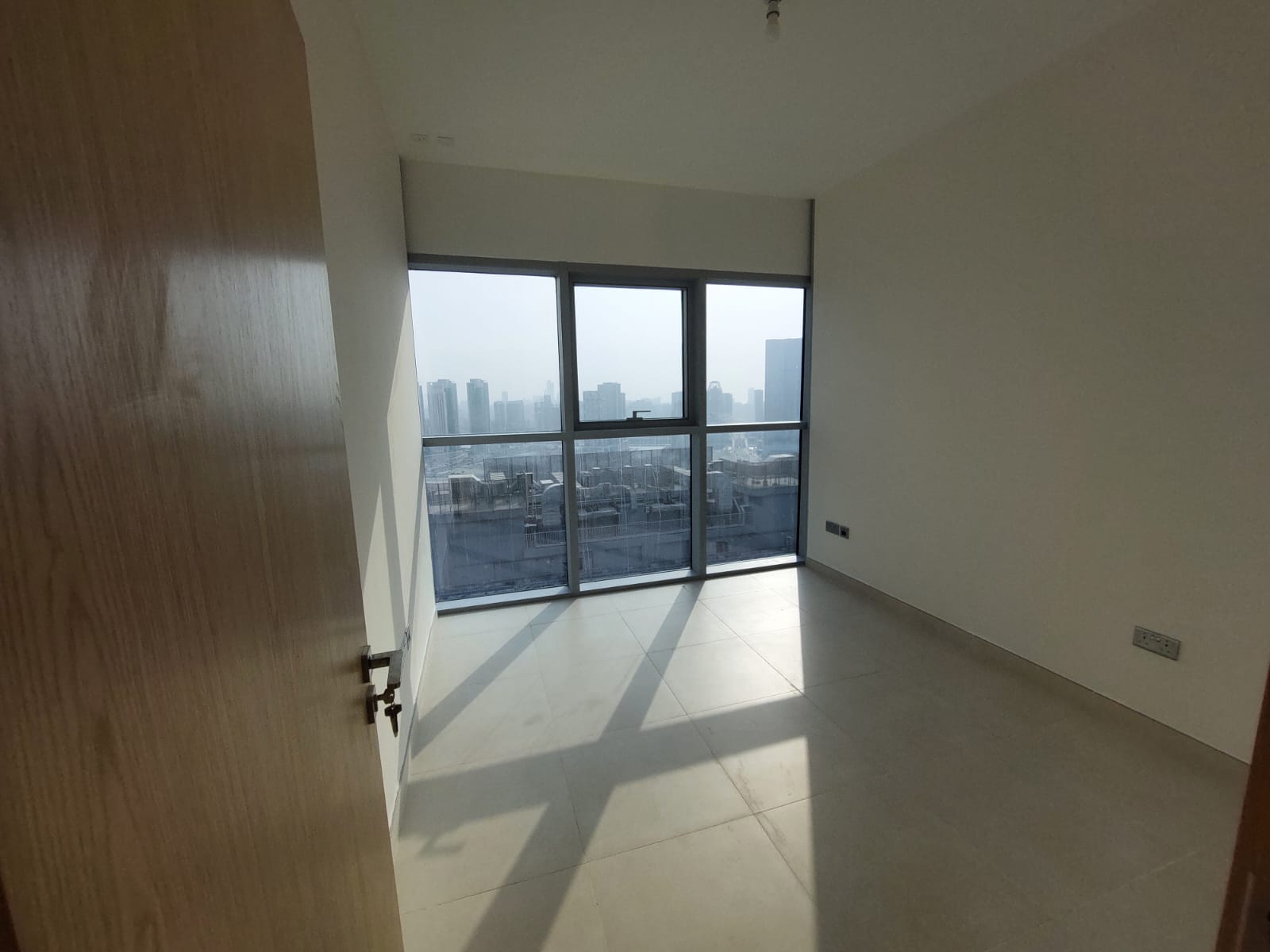 Great Deal | High Floor | Boulevard  | Rent Now