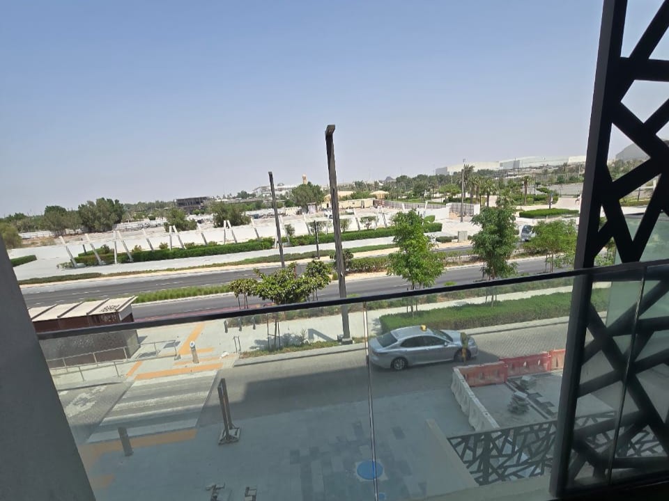 Amazing Deal | Fully Furnished | Vacant | Own Now!