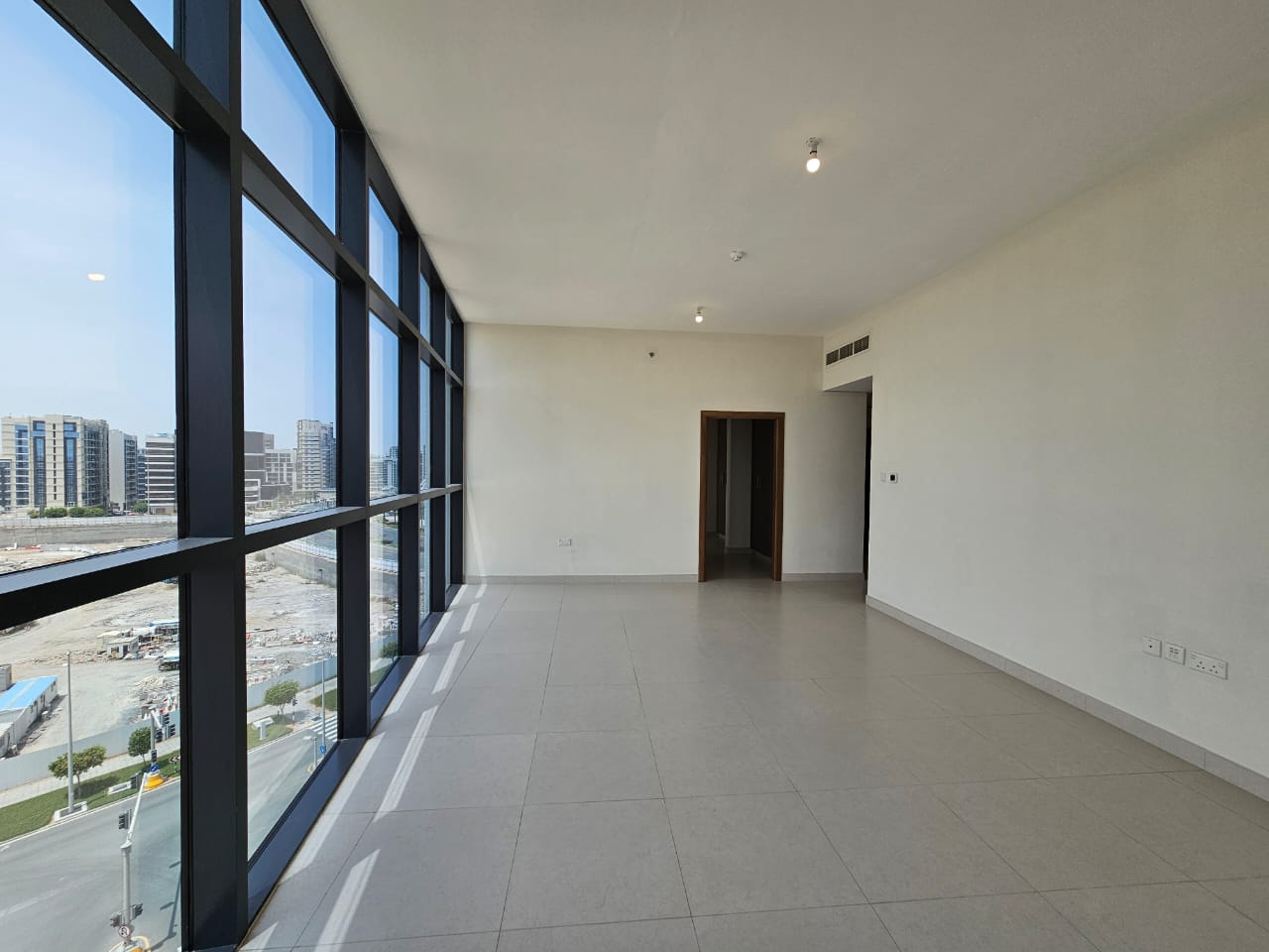 Great Deal | Full Canal View | 2+Maid | Own Now !!