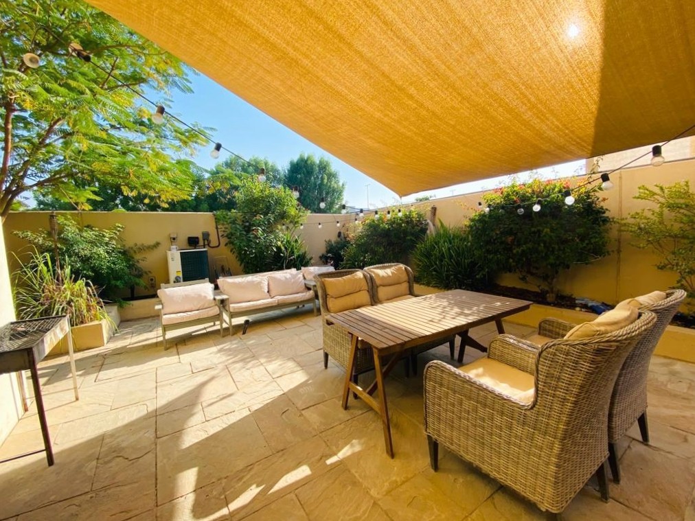 Amazing Deal | Single Row | 5BR Deluxe Villa