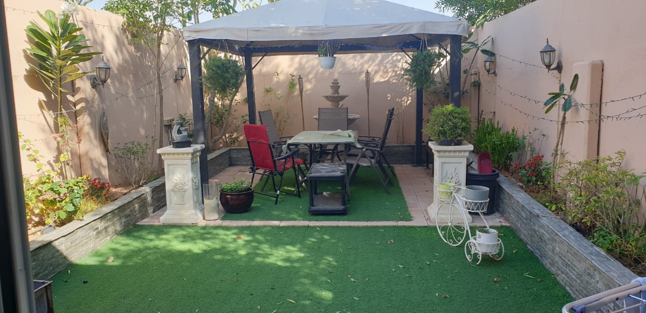 Single Row| Exclusive Unit| extended garden 