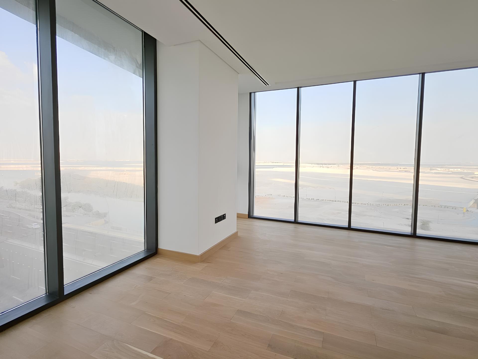 Sea+City View | Excellent Unit | Prime Location 